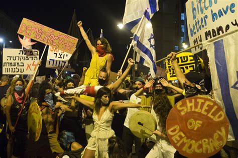 Can a Protest Movement Topple Netanyahu? - The Atlantic