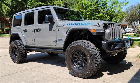 Sting Gray vs New Earl Gray | Jeep Wrangler Forums (JL / JLU) -- Rubicon, 4xe, 392, Sahara ...