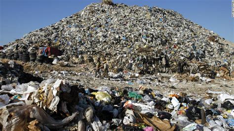 Trash city: Inside America's largest landfill site - CNN