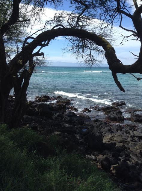 Kahana Beach, Maui, Hawaii. | Places to travel, Kahana beach, Beautiful ...