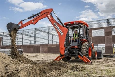 Kubota L47, M62 Backhoe Loaders | Construction Equipment