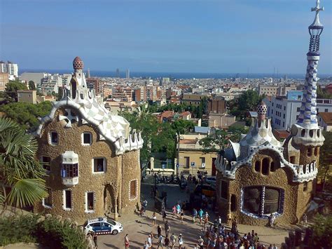 Park Güell - Wikipedia