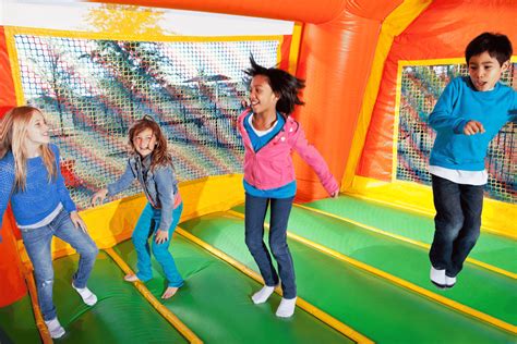 7 Fun Party Games Kids Can Play in a Bounce House - Jump City