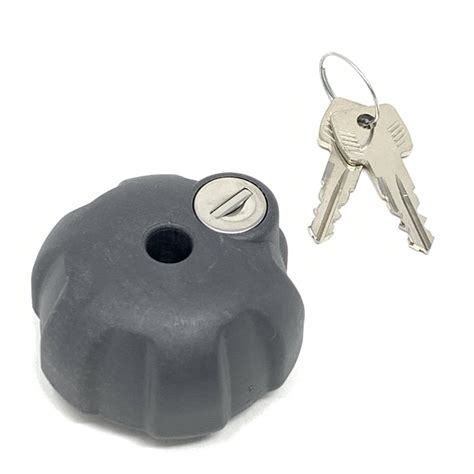 Single locking knob including lock and keys