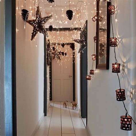 25 Wonderful Ideas and Tutorials to Decorate Your Home With String Lights