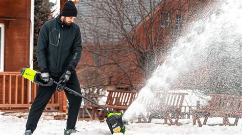 This Electric Snow Shovel Clears Sidewalks With Ease—And It’s 32% Off ...