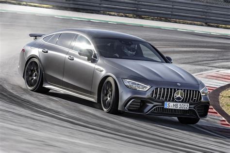 Mercedes AMG-GT S 63 4.0i V8 BiTurbo 639 4Matic Speedshift DCT AMG 9 Speed (Coupé) - Auto Journal