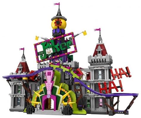 The LEGO Batman Movie Set for The Joker Manor Revealed