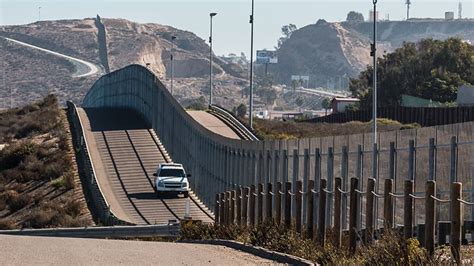 Mapping the Whole US-Mexico Border