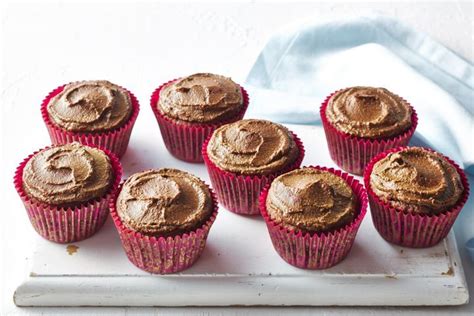 Sugar-free chocolate muffins with chocolate avocado icing