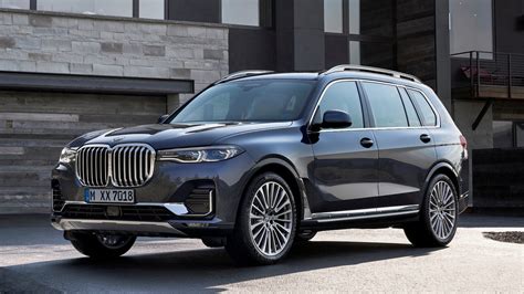 Best 3-Row Midsize Luxury SUV Resale Value: 2021 BMW X7 | Kelley Blue Book