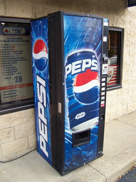 Thin Pepsi Can Vending Machine - a photo on Flickriver