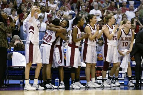 25 most memorable moments in Alamodome history