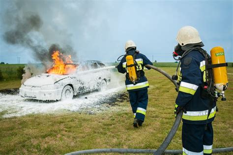 Are EV Battery Fires a Safety Concern for Electric Vehicles? | GI