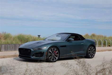 2024 Jaguar F-TYPE Specs, Price, MPG & Reviews | Cars.com