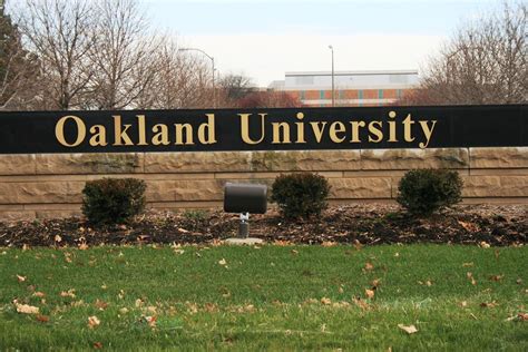 Oakland University's campus | Attend Oakland University for … | Flickr