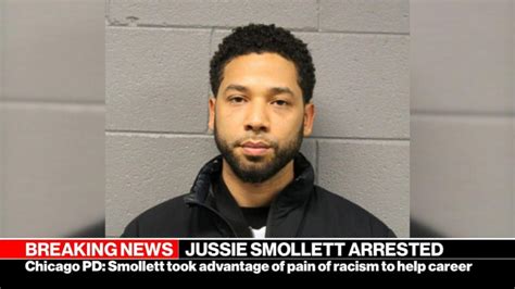 Video Jussie Smollett arrested on felony charge - ABC News