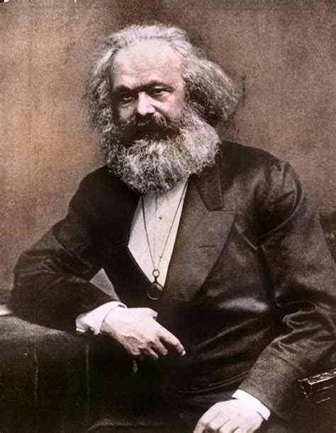 PHÂN TÍCH KINH TẾ: Marx có phải là người cộng sản không?