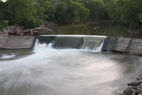 Cottonwood Falls, Kansas | Cottonwood falls, Waterfall photography, Cottonwood