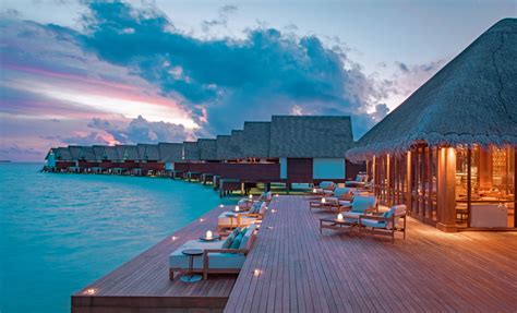 Abu Dhabi and Maldives - The Luxury Travel Society