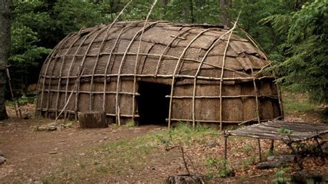 What Are the Main Differences Between a Wigwam and a Tepee? | Wigwam, Native american teepee ...