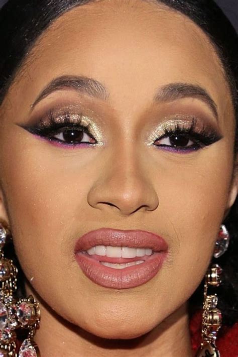 cardi b cardi b red carpet makeup celeb celebrity celebritycloseup | Concert makeup, Cardi b ...