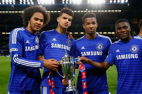 Chelsea retain FA Youth Cup with commanding victory over Manchester ...