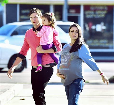 Ashton Kutcher Wife And Kids - Here S Everything Mila Kunis And Ashton Kutcher S Kids Aren T ...