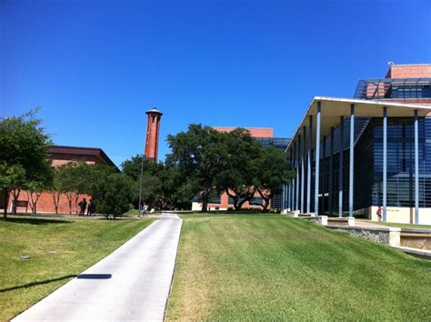 Trinity University (TU, ) Introduction and Academics - San Antonio, TX