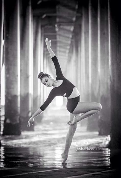 Dance Picture Poses, Dance Photo Shoot, Poses Photo, Dance Pictures, Dance Photoshoot Ideas ...