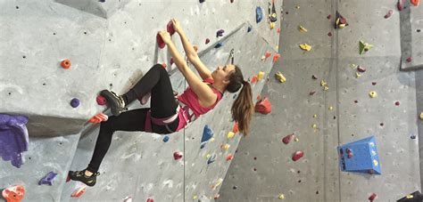 10 Indoor Rock Climbing Techniques and Tips