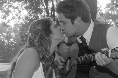 Wedding photography ideas. Guitar wedding photos. Bride and groom ...