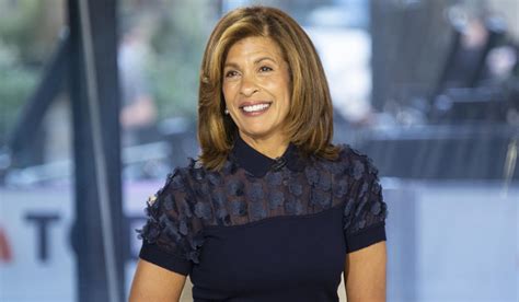 See Hoda Kotb surprise six low-income students with $20,000 college ...