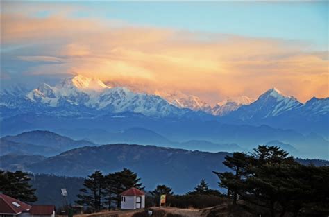 Kangchenjunga_(Kanchenjunga)_from_Singalila_National_Park,_Sandakphu ...