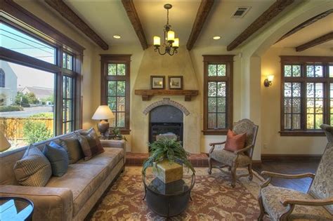 Faux Wood Beam Ceiling Designs - Classico - Soggiorno - Charlotte - di Barron Designs | Houzz