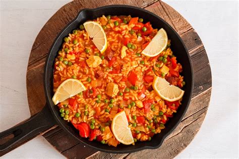 Spaanse paella met kip | Koken&Bakken doe je zo