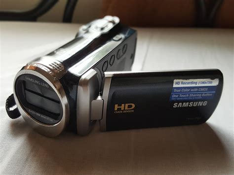 Samsung Camcorder HMX-F90, Audio, Voice Recorders on Carousell