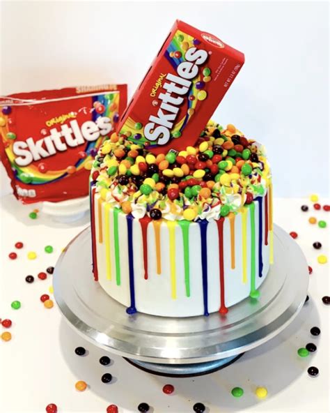 Skittles_cake_small