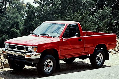 1990-94 Toyota Pickup | Consumer Guide Auto