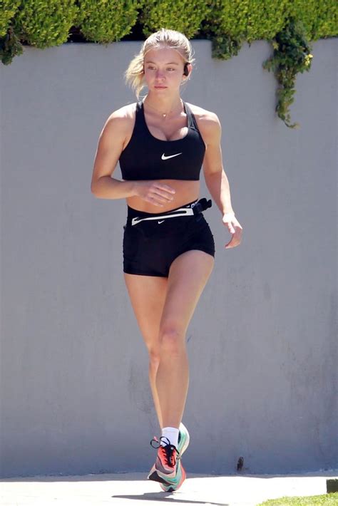 Sydney Sweeney Jogging in LA 04/16/2020 | Celebs, Fashion, Women