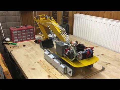 Rc hydraulic set 1/10 excavator first run - YouTube | Truck diy ...