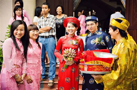 Vietnamese Customs And Traditions