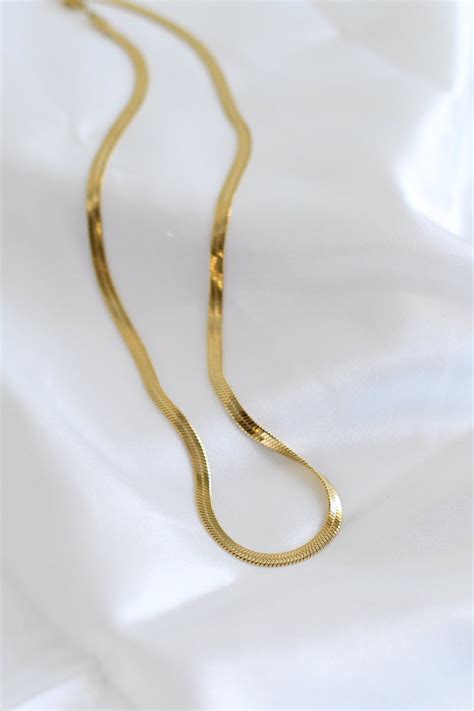 Thin Herringbone Gold Plated Chain – MOD&SOUL - Contemporary Women's ...