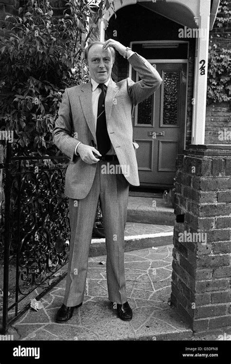 Neil kinnock ealing 1983 hi-res stock photography and images - Alamy