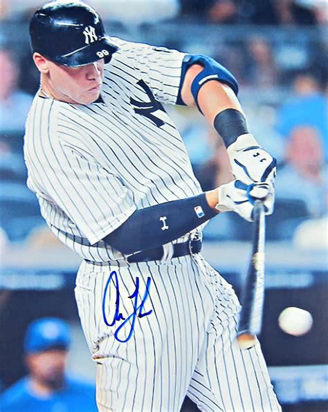 aaron-judge-signed-photo - Memorabilia Center