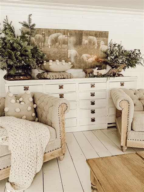 Farmhouse Winter Decor | Winter living room, Farm house living room ...