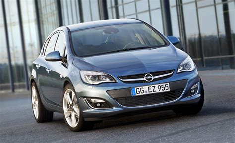 Updated 2012 Opel Astra Revealed