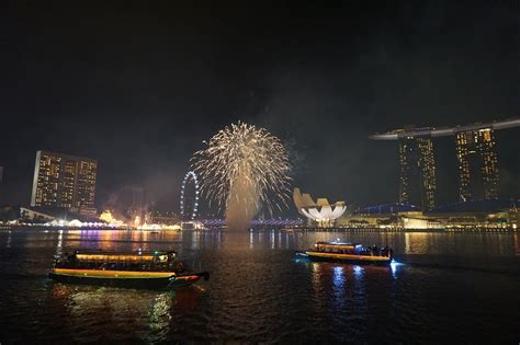 How do people celebrate Chinese New Year in Singapore? | The Best Singapore