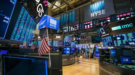 Reopening US: NYSE partially reopens trading floor for first time since ...