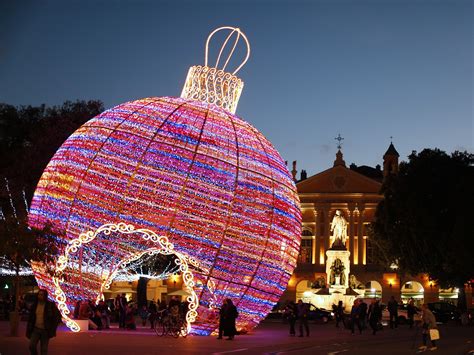 Where to See the World's Best Christmas Lights - Photos - Condé Nast ...